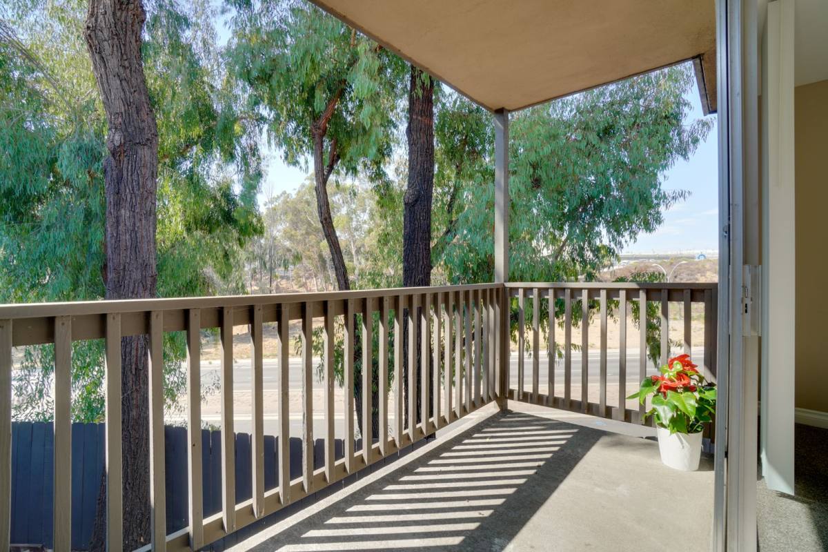 Apartment for rent at 5476 Kiowa Dr, La Mesa, CA 91942