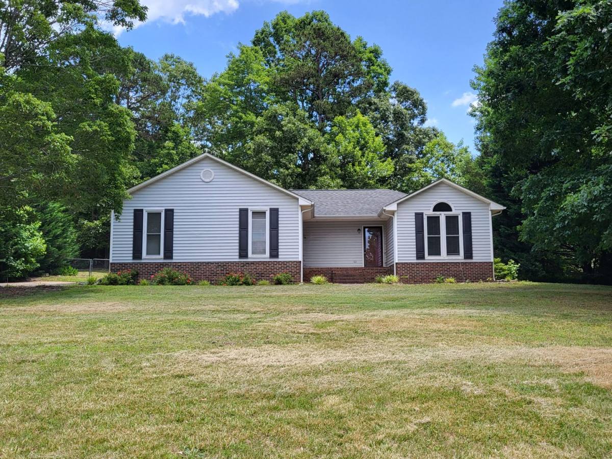 House for rent at 3664 Delling Downs Dr, Denver, NC 28037