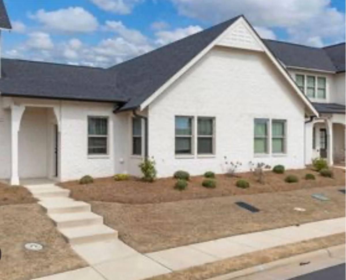 House for rent at 504 Grey Oak Circle, Auburn, AL 36830