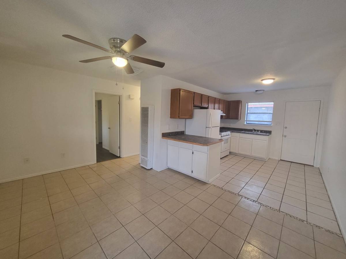 Apartment for rent at 2603 Pecan Dr, Alamogordo, NM 88310