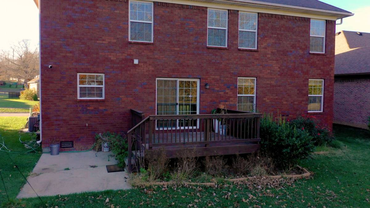 House for rent at 1405 Bostwick Lane, Louisville, KY 40245