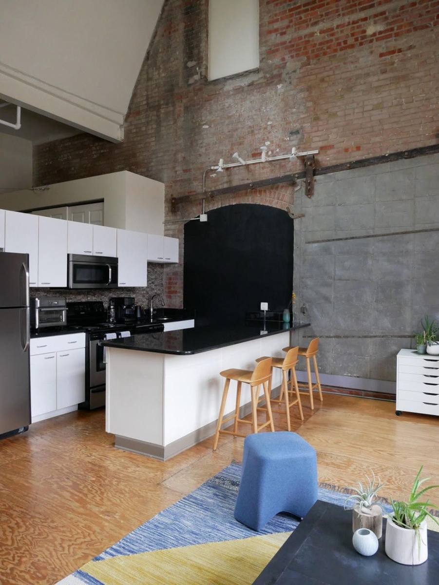 Apartment for rent at 1900 Superior Ave, Cleveland, OH 44114