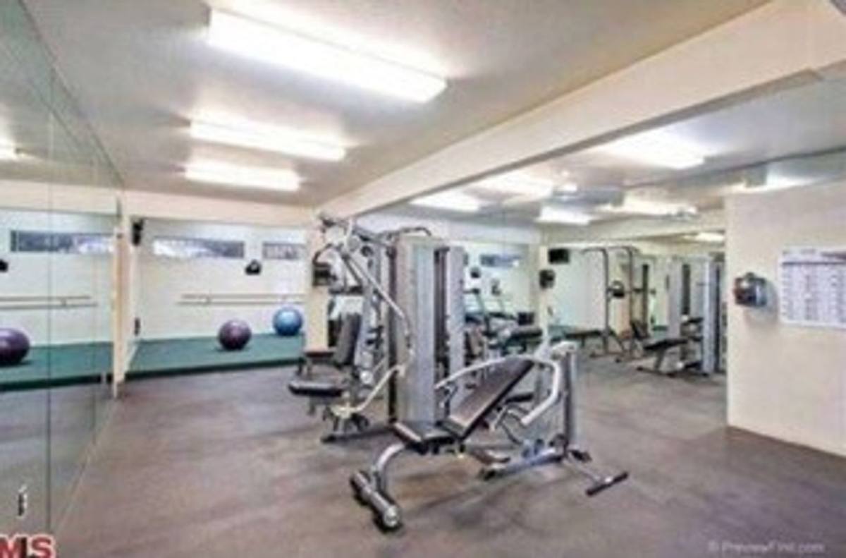 Condo for rent at 10737 San Diego Mission Rd, San Diego, CA 92108