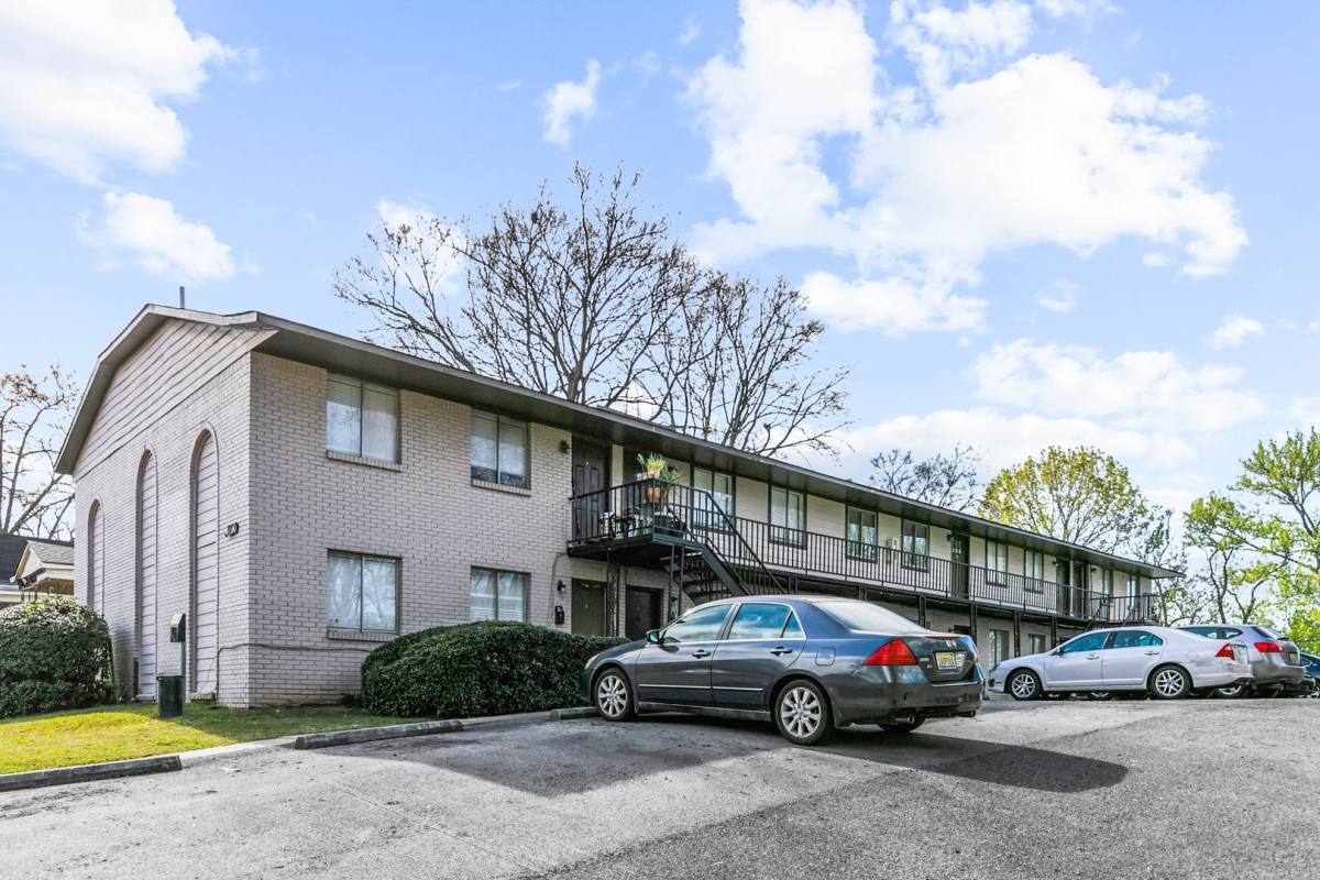 Apartment for rent at 4340 2nd Ave S, Birmingham, AL 35222