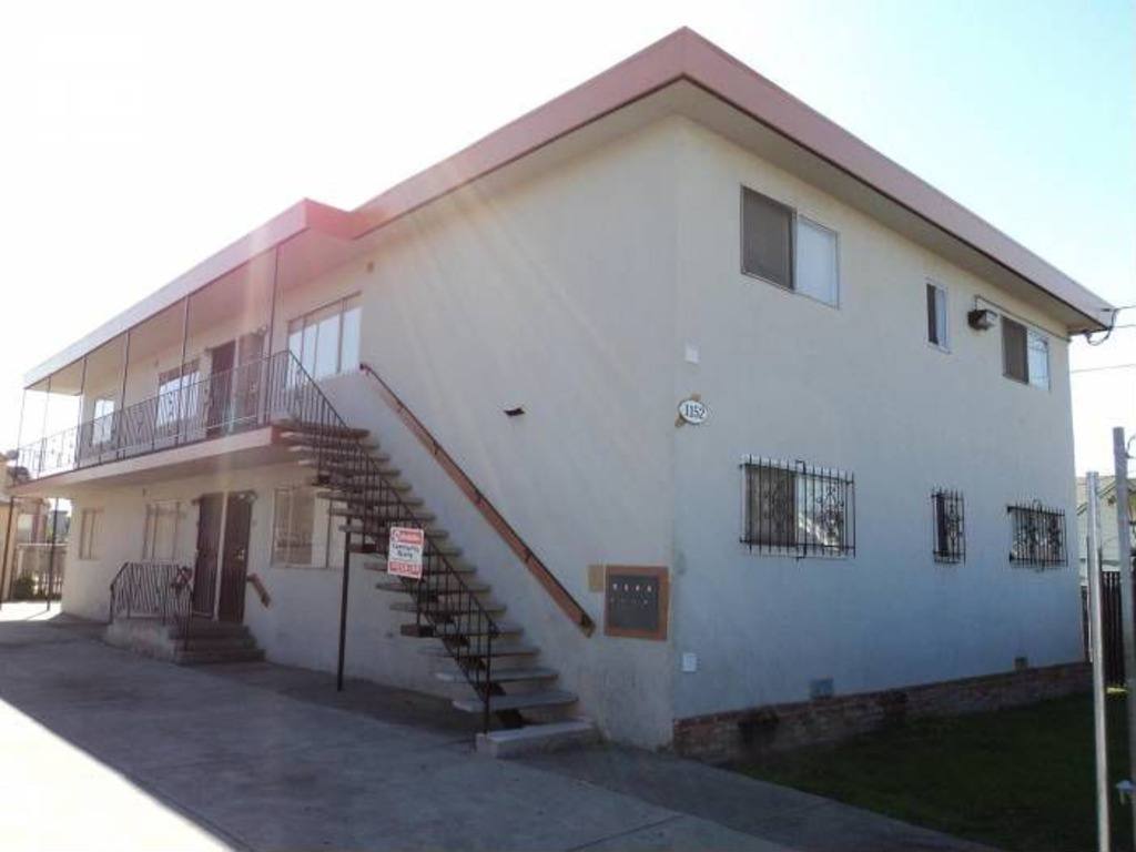Apartment for rent at 1152 70th Ave, Oakland, CA 94621