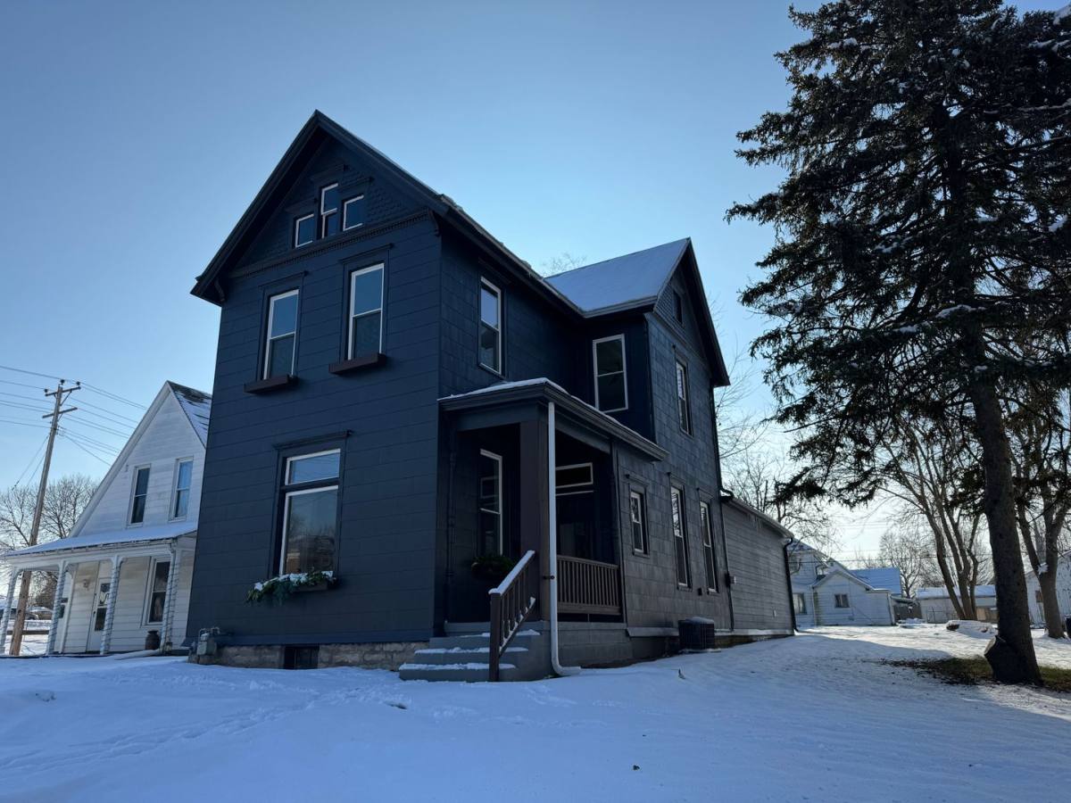 House for rent at 934 Jefferson, Quincy, IL 62301