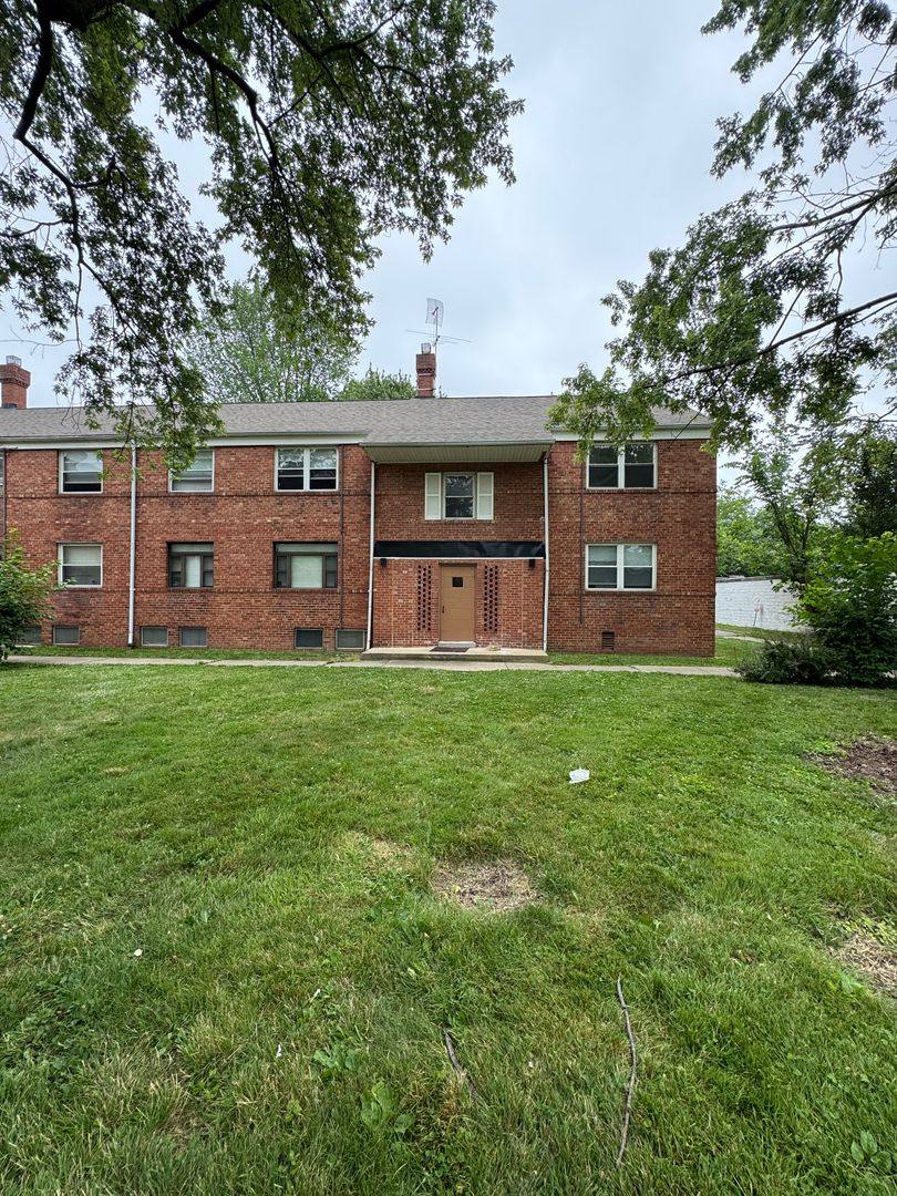 Apartment for rent at 4237 Rocky River Dr, Cleveland, OH 44135