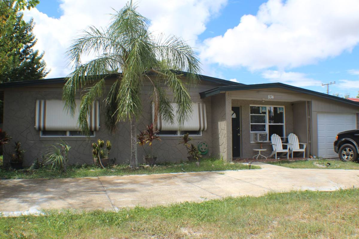 House for rent at 834 Lewis Dr, Daytona Beach, FL 32117