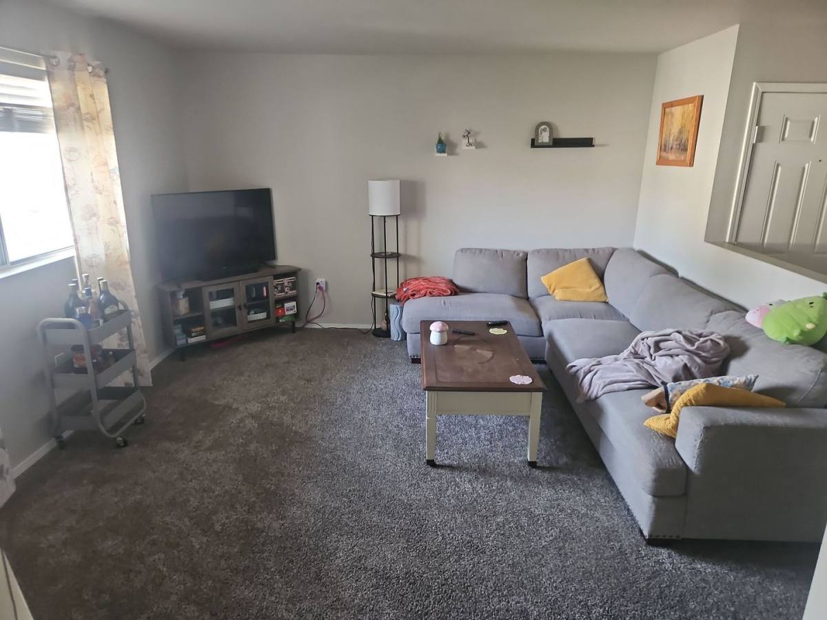 Townhouse for rent at 1710 S Eagleson Rd, Boise, ID 83705