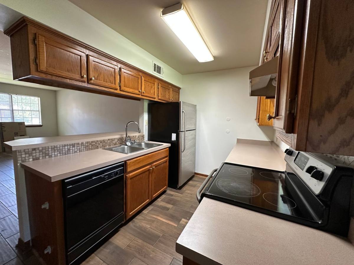 Apartment for rent at 1403, 1405, 1407, 1409 E, Russellville, AR 72801