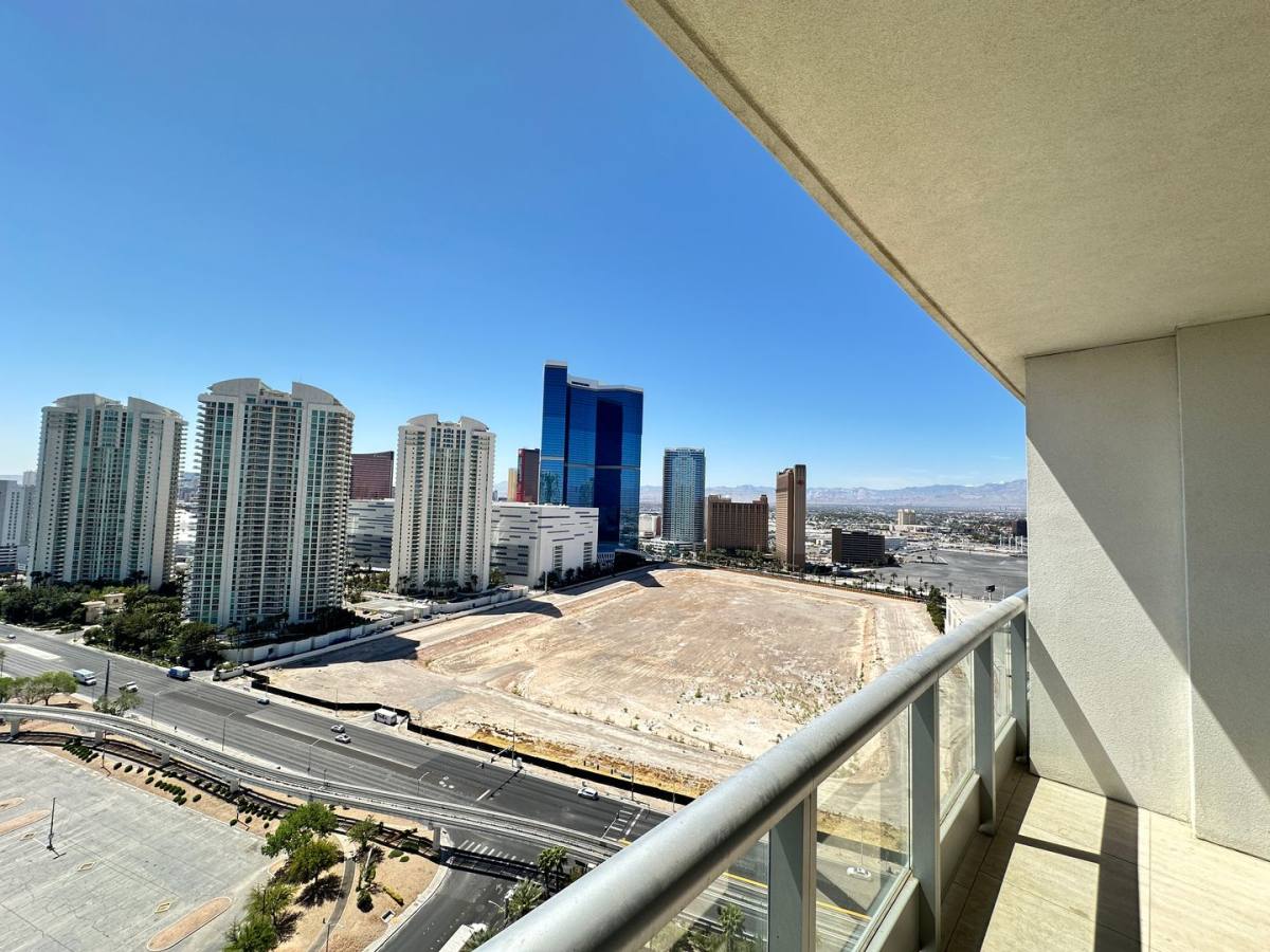 Condo for rent at 222 Karen Ave, Las Vegas, NV 89109