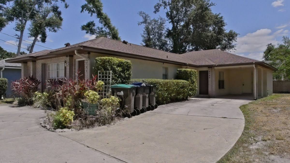 Apartment for rent at 3125 Center St, Orlando, FL 32806