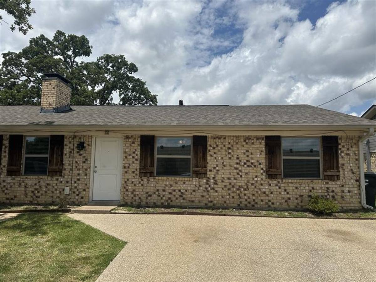 Townhouse for rent at 8320 Cambridge Rd, Tyler, TX 75703