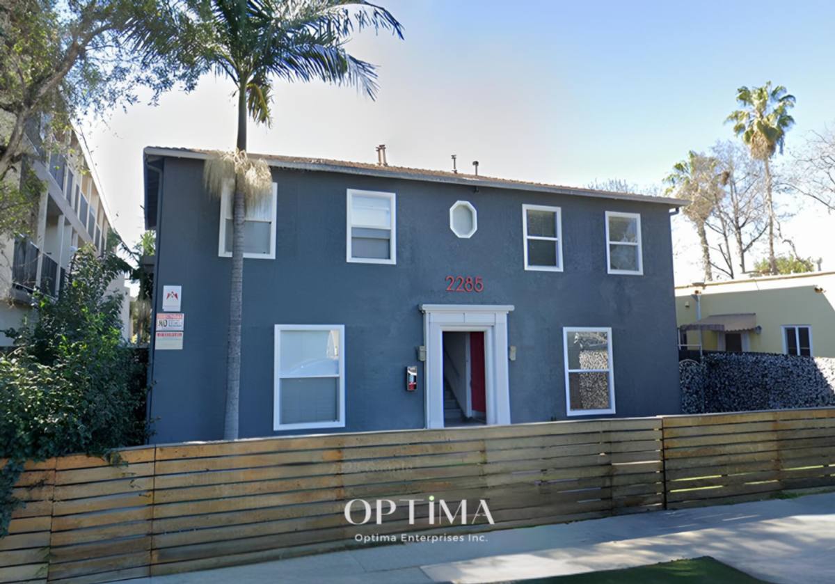 Apartment for rent at 2285 Earl Ave, Long Beach, CA 90806