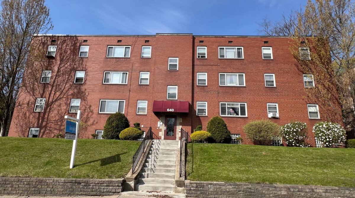 Apartment for rent at 640 Southcrest Dr, Pittsburgh, PA 15226