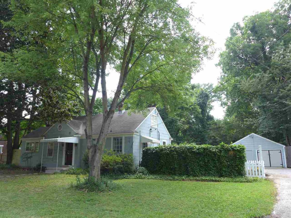 Apartment for rent at 699 Shotwell St, Memphis, TN 38111