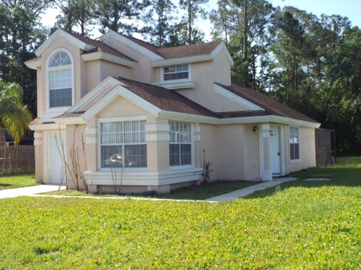 House for rent at 2542 Davenport Circle, Kissimmee, FL 34746