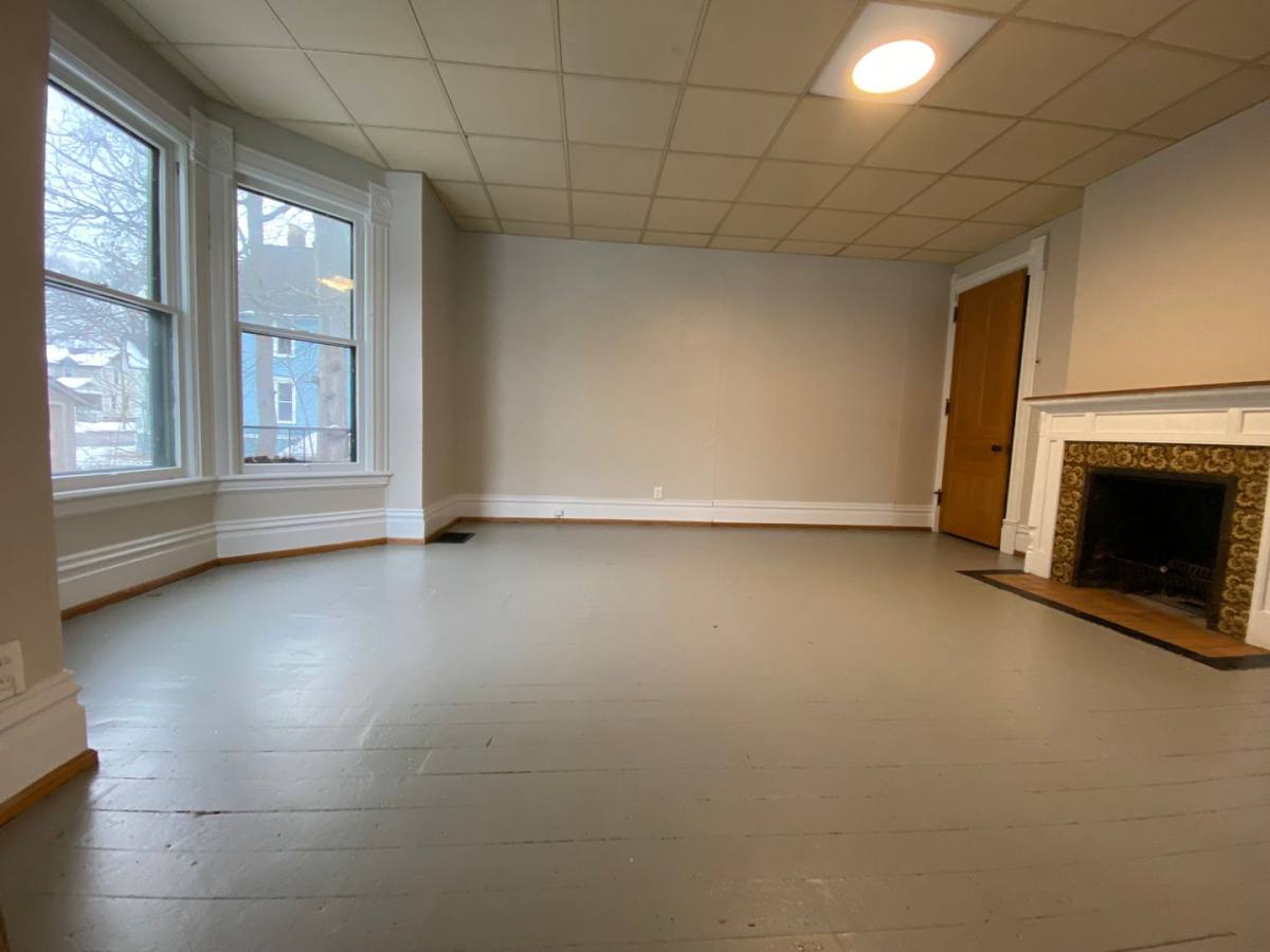 Apartment for rent at 1024-1026 W Kalamazoo Ave, Kalamazoo, MI 49007