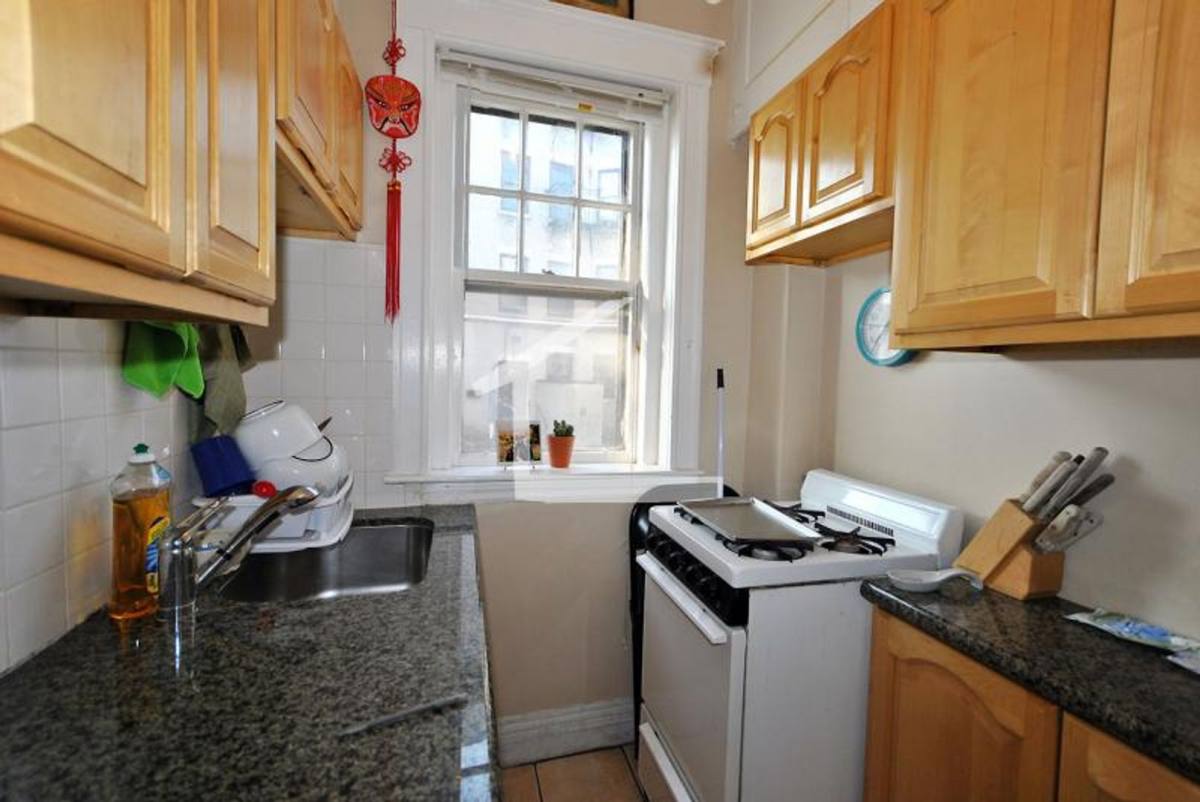 Apartment for rent at 319 Allston St #4, Brighton, MA 02135