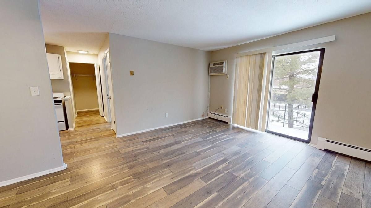 Apartment for rent at 15312 Maple Park Dr, Maple Heights, OH 44137