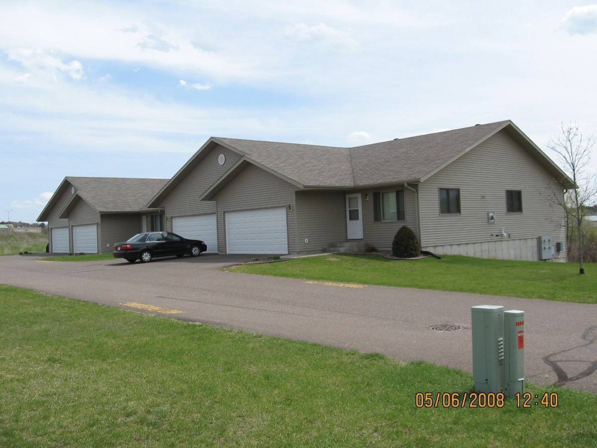 Townhouse for rent at 2817 Prestige Court, Eau Claire, WI 54703