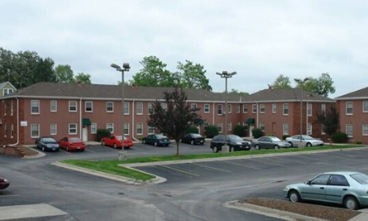 Apartment for rent at 317 N 31st Ave, Omaha, NE 68131