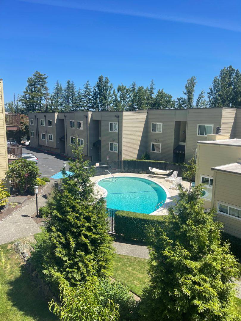 House for rent at 5834 NE 75th St #B306, Seattle, WA 98115