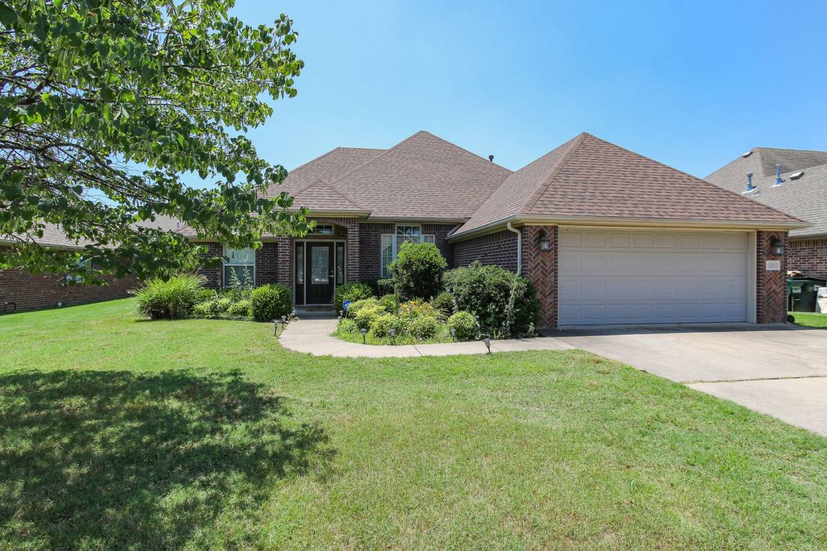 House for rent at 1260 Torbay Trace, Centerton, AR 72719