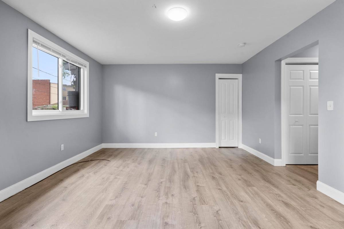Apartment for rent at 5-7 Warner St Extension, Hartford, CT 06114