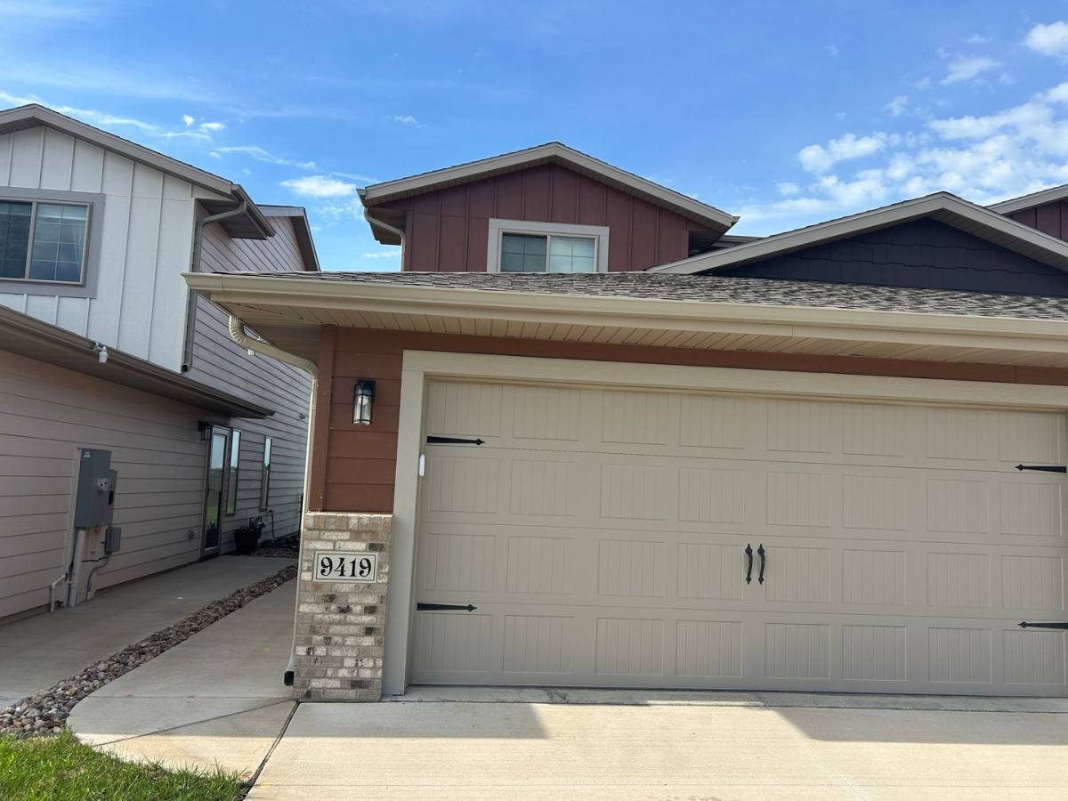 Townhouse for rent at 9419 W Dolores Dr, Sioux Falls, SD 57106