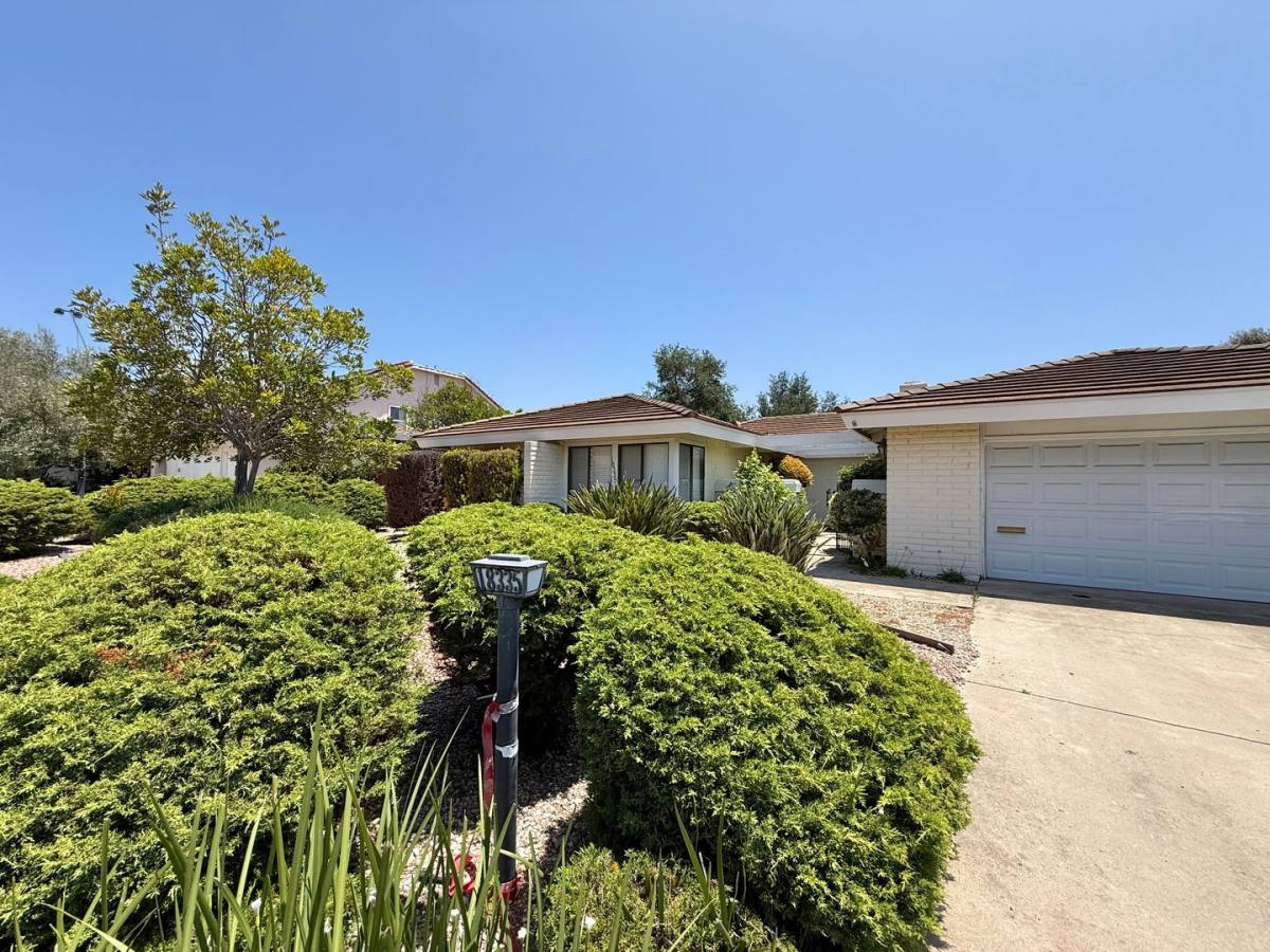 House for rent at 18335 Reata Way, San Diego, CA 92128