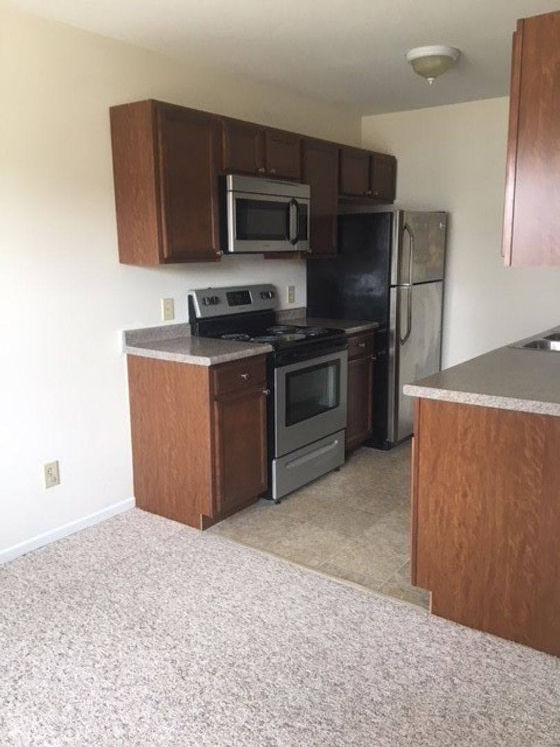 Apartment for rent at 7 Kimball St, Lebanon, NH 03766
