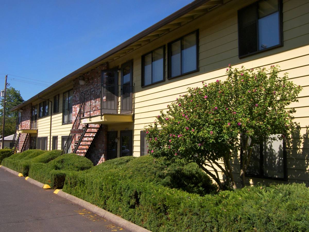 Apartment for rent at 5030-5064 NE 42nd, Portland, OR 97218