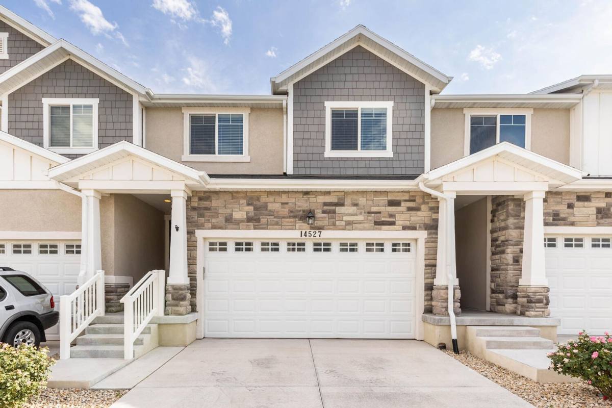 Townhouse for rent at 14527 S Quiet Shade Dr, Herriman, UT 84096