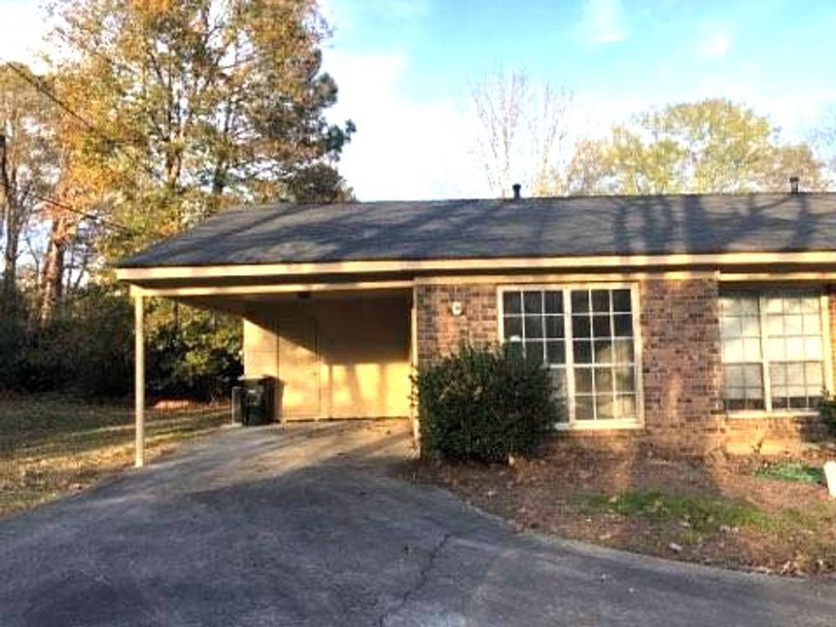 Apartment for rent at 226 Huffaker Rd, Rome, GA 30165