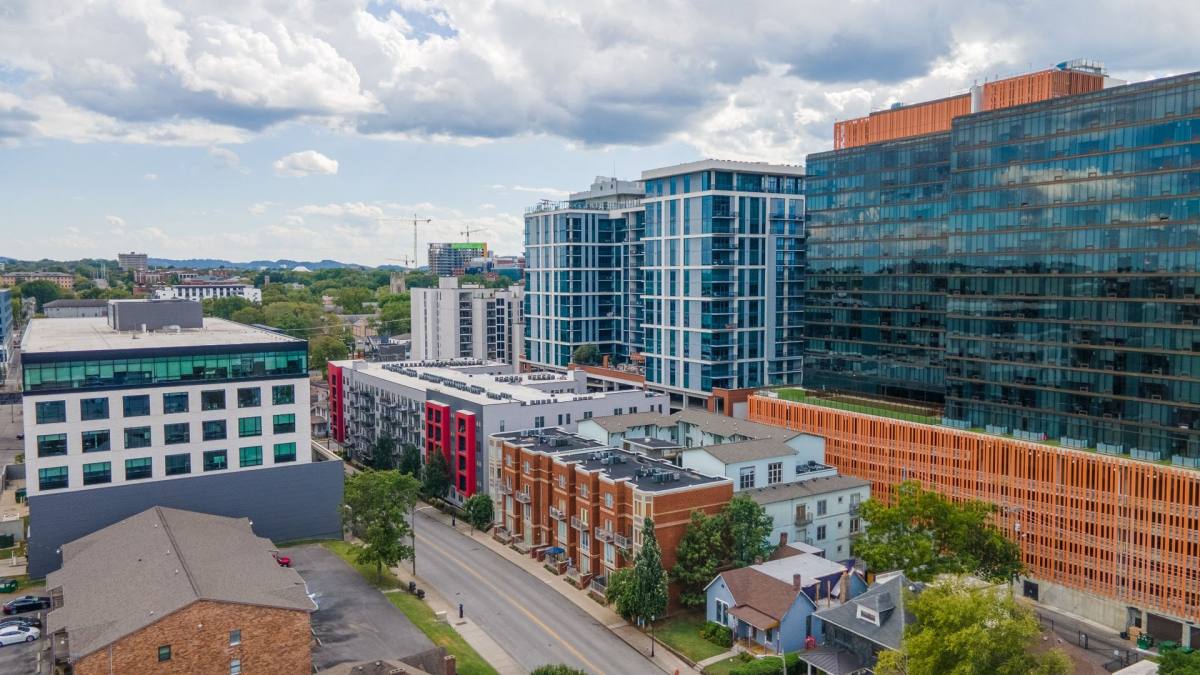 Condo for rent at 807 18th Ave S, Nashville, TN 37203