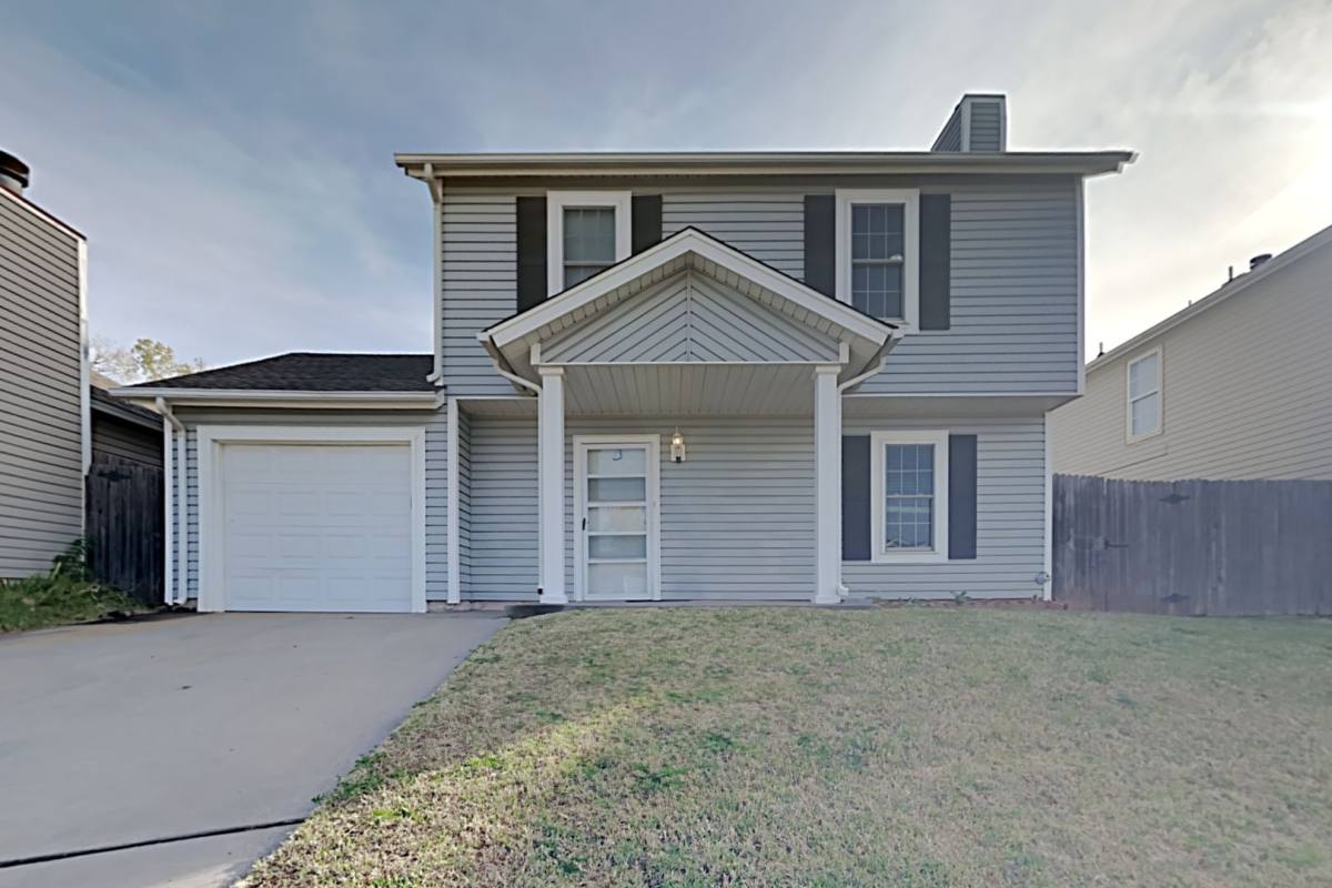 House for rent at 436 Belmont Dr, Edmond, OK 73034