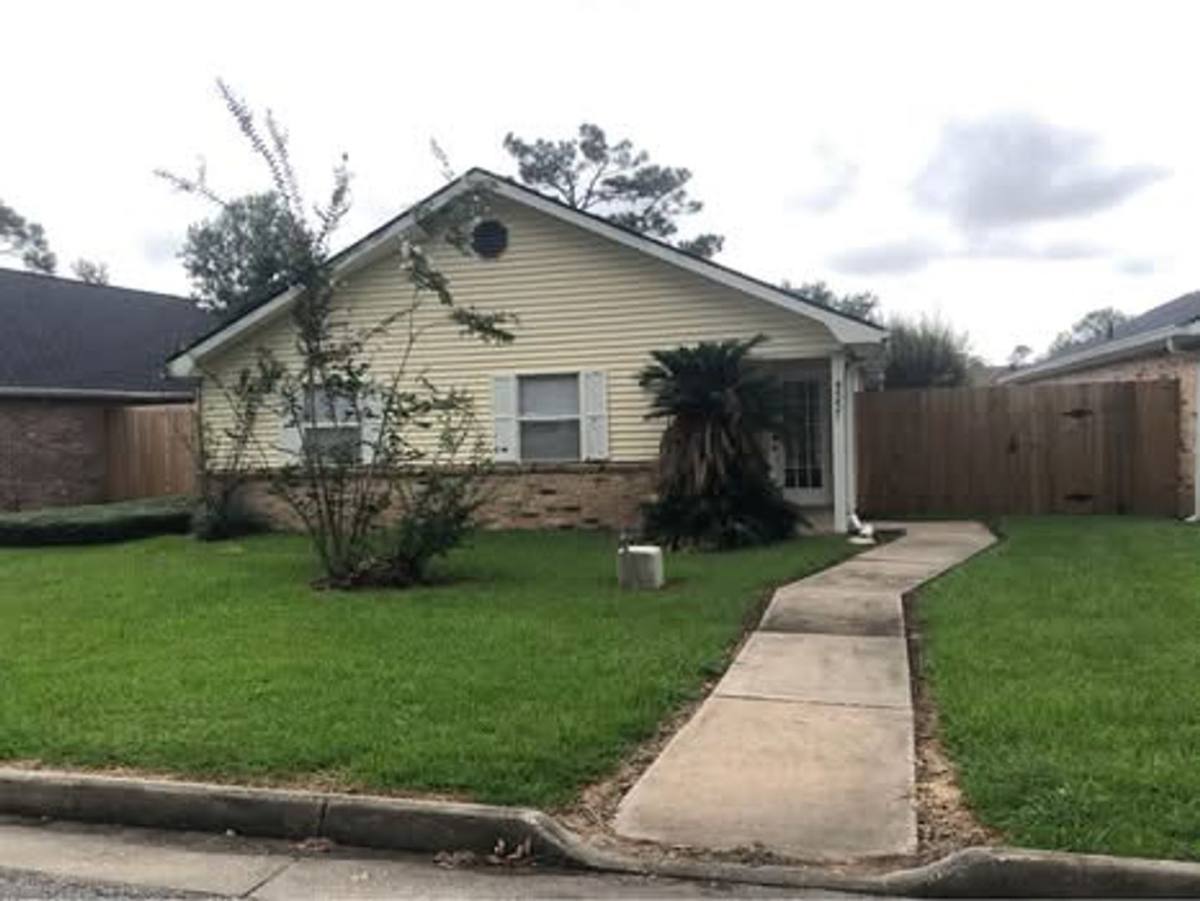 Townhouse for rent at 4557 Summerdale, Lake Charles, LA 70605