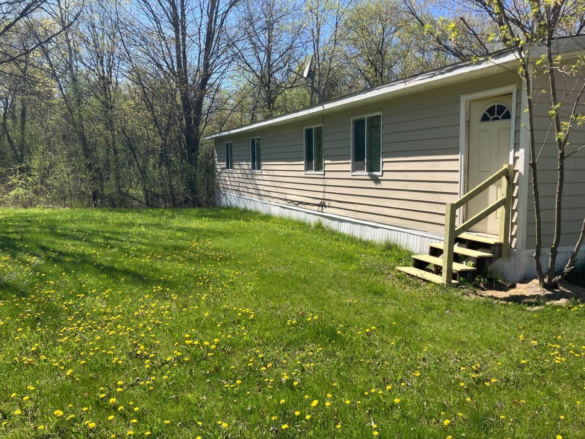 9415 Partridge Rd, Eau Claire, WI 54703