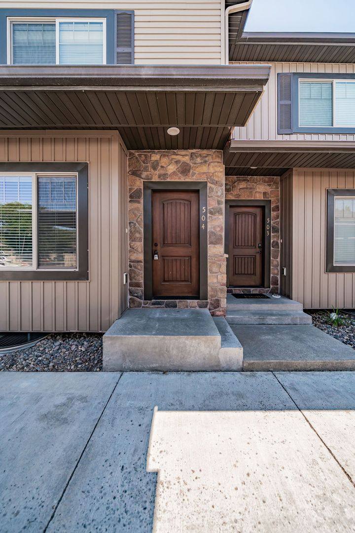 Townhouse for rent at 17 S 4th W, Rexburg, ID 83440