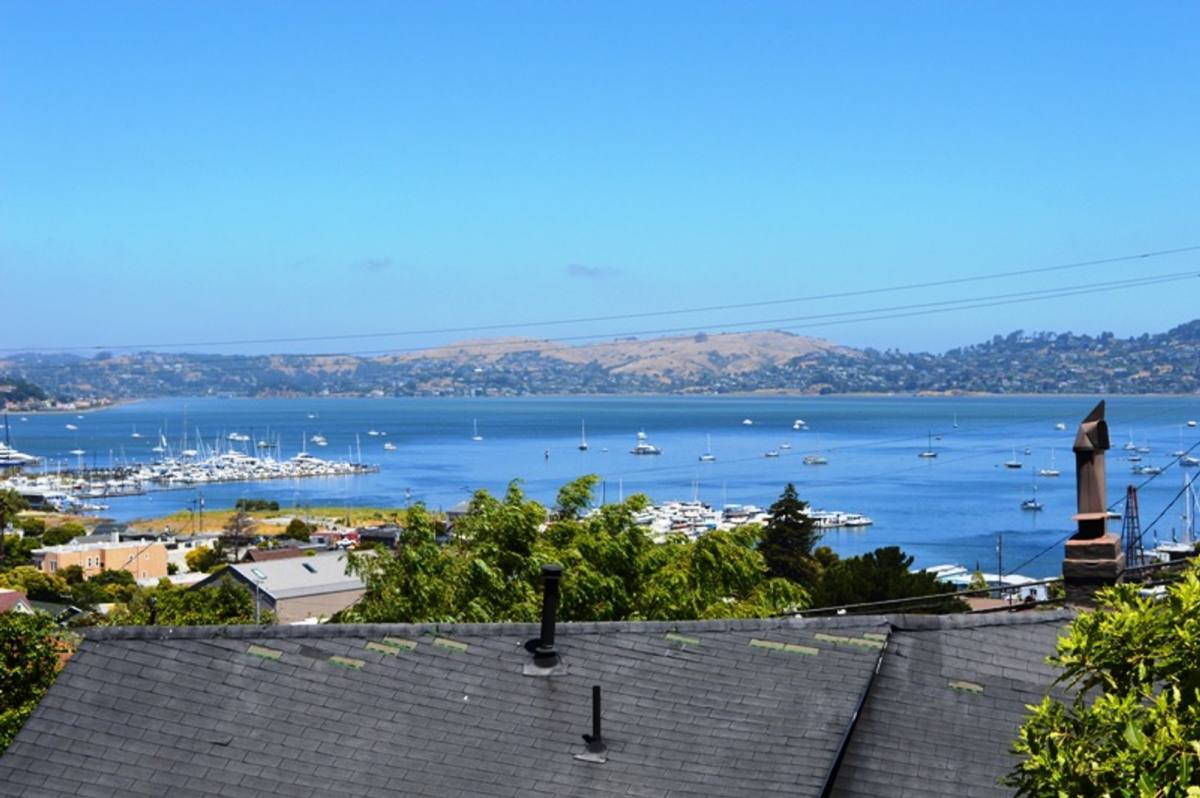 Apartment for rent at 197 San Carlos Ave, Sausalito, CA 94965