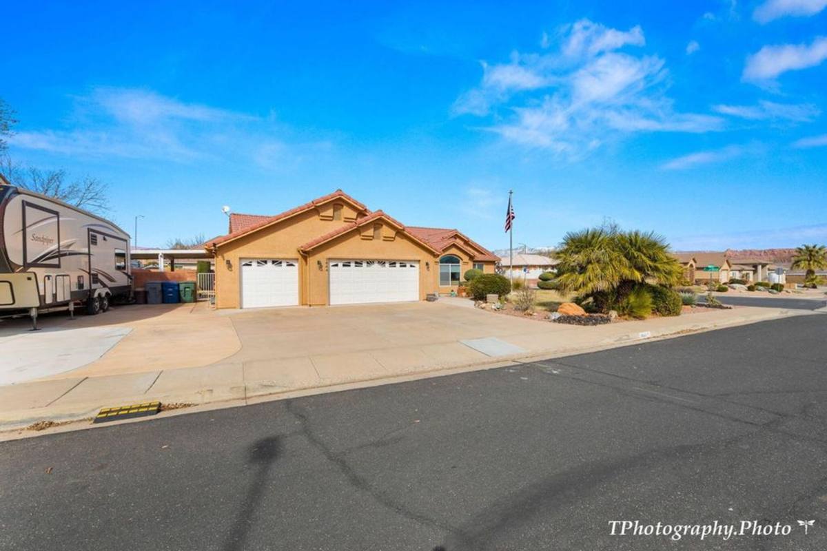 House for rent at 3644 Windmill Dr, Santa Clara, UT 84765