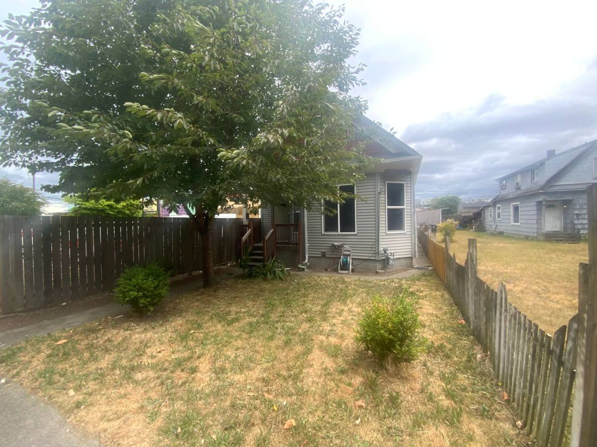House for rent at 1209 S M St, Tacoma, WA 98405