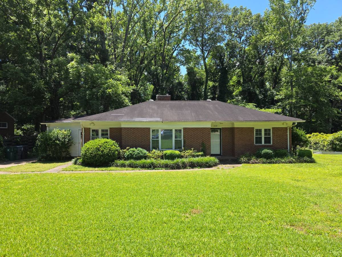 House for rent at 4134 Sheridan Dr, Charlotte, NC 28205