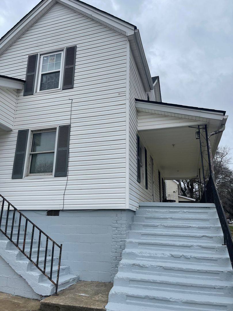 House for rent at 31 Myrtle St, Gainesville, GA 30501