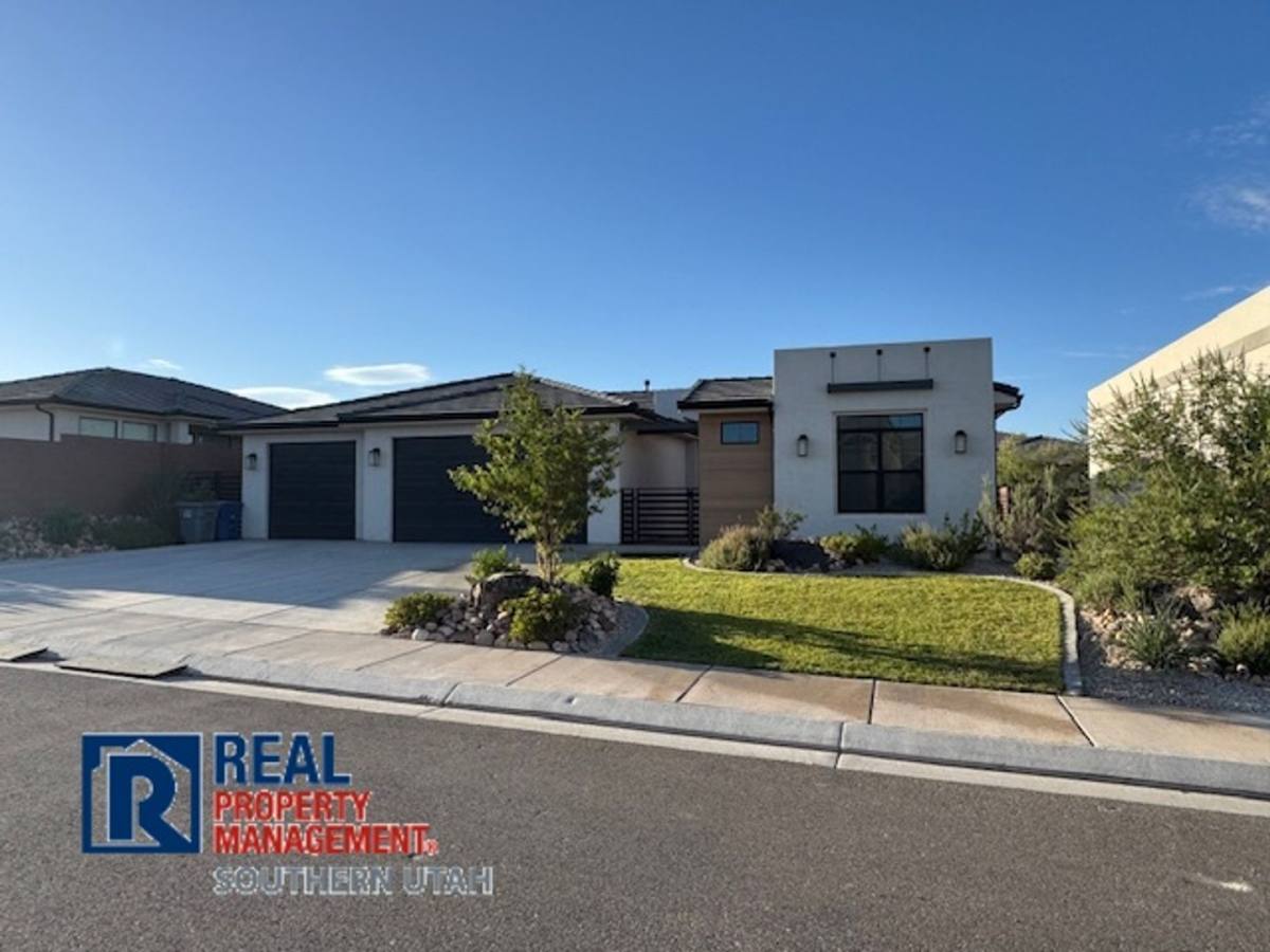 House for rent at 3106 E Photina Dr, Saint George, UT 84790