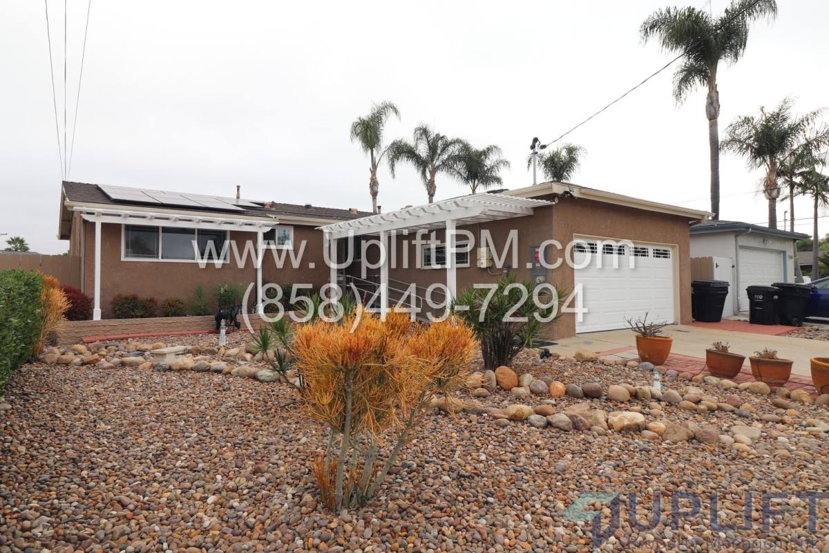House for rent at 7170 Salerno St, San Diego, CA 92111