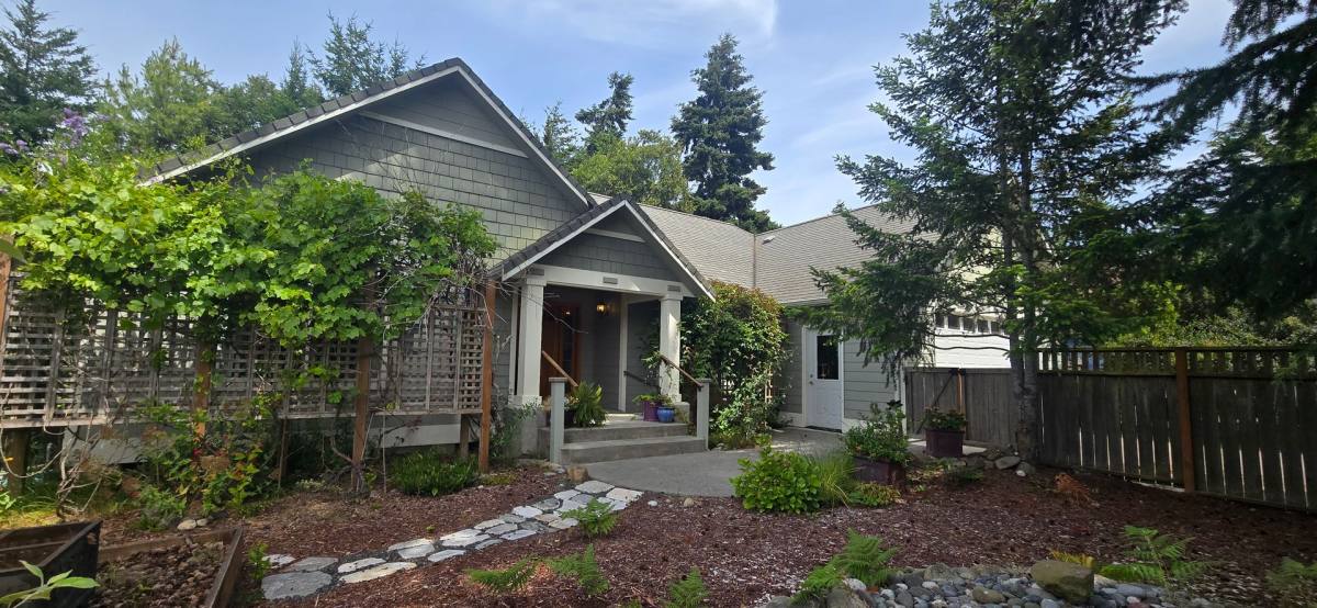 House for rent at 2239 W 16th St, Port Angeles, WA 98363