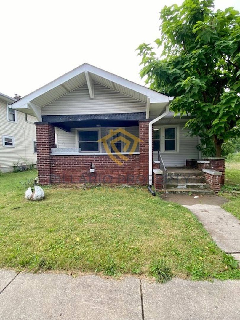 House for rent at 3307 E 25th St, Indianapolis, IN 46218