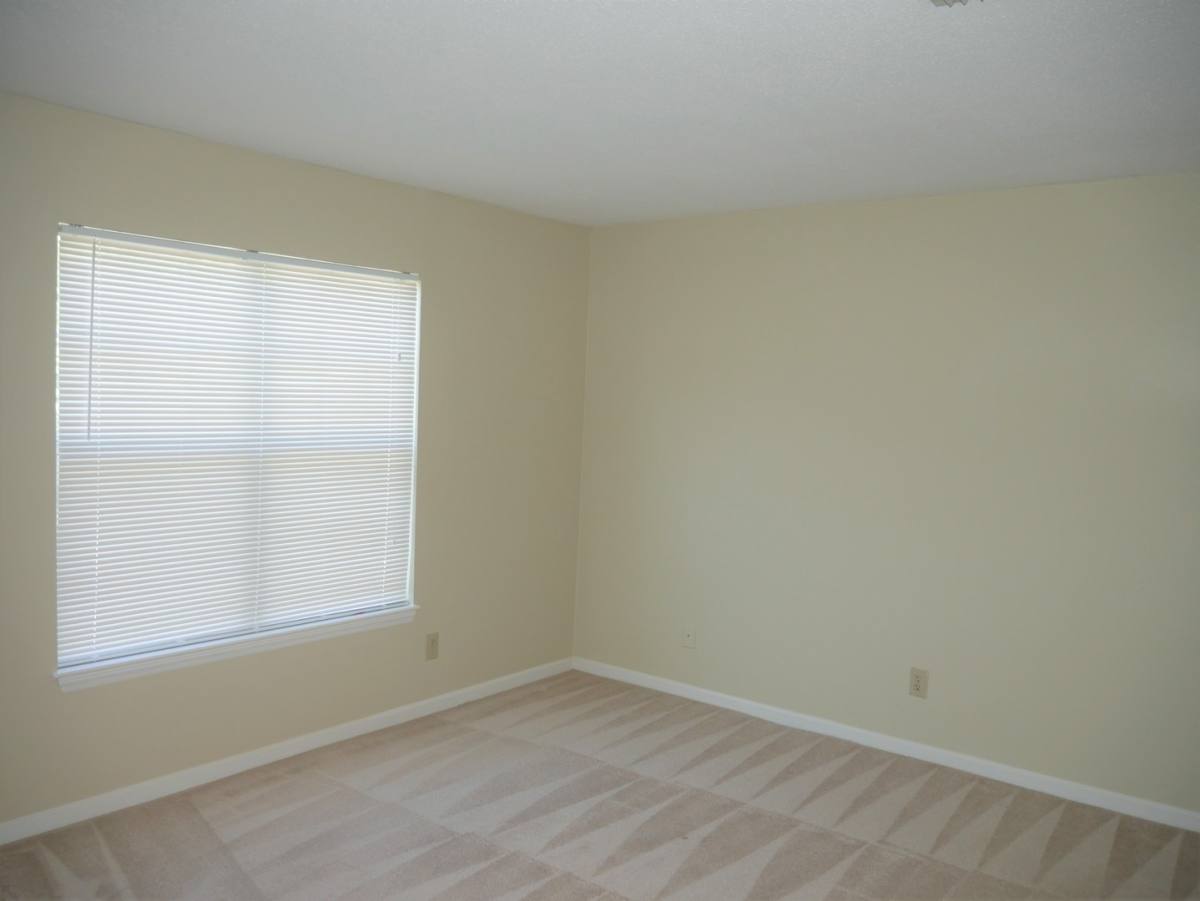 Condo for rent at 4001 J Whirlaway Court, Clemmons, NC 27012